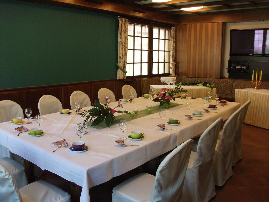 Hotel Frankenhof Höchberg Εξωτερικό φωτογραφία